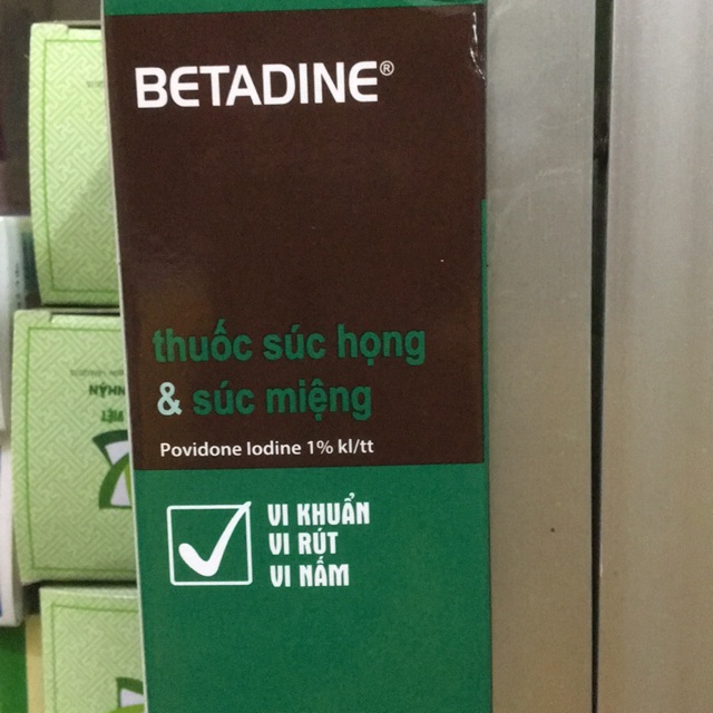 Nước súc miệng diệt khuẩn Betadin