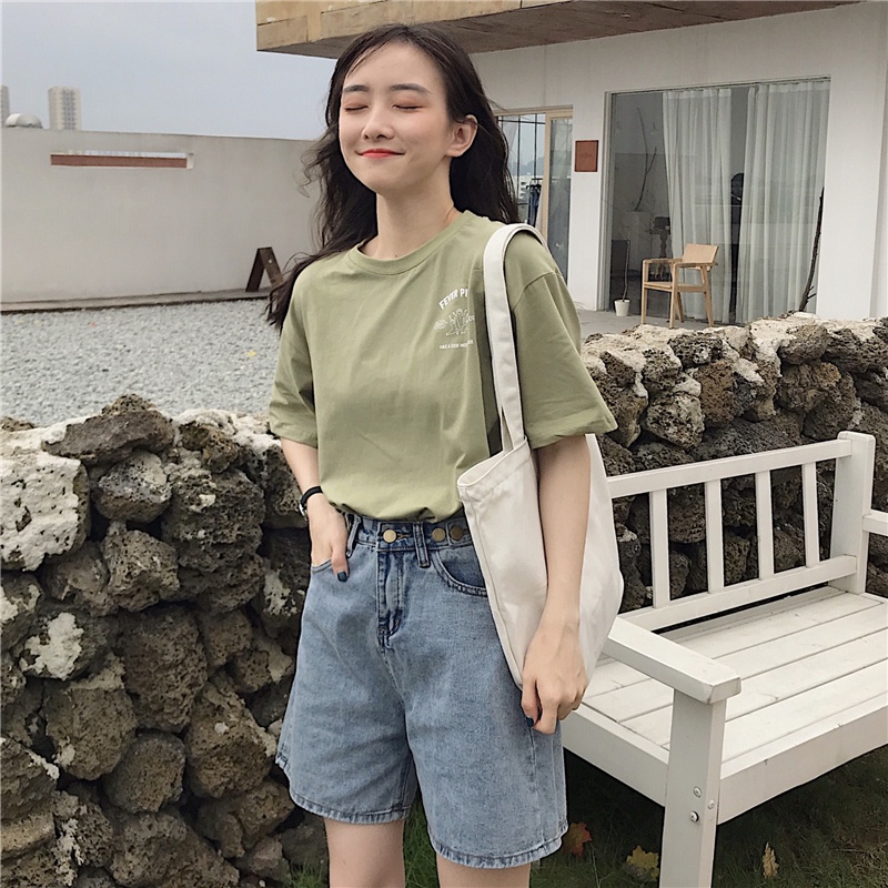 Áo Thun Nữ Ngắn Tay Cổ Tròn Form Rộng Phong Cách Hàn Quốc