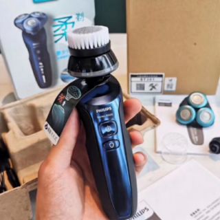 Máy cạo râu Philips s6550