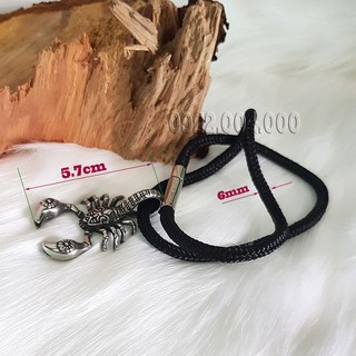 Bộ dây chuyền con bò cạp cỡ lớn.