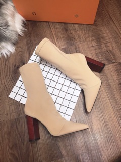 Bốt ôm chân cao cấp, cao 8 cm