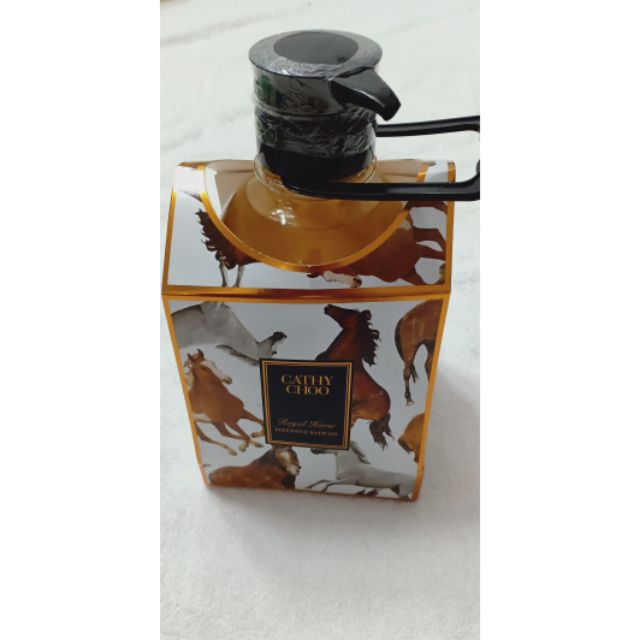 SỮA Tắm Dầu Ngựa Cathy Choo Royal Horse