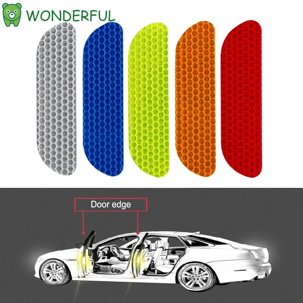 Set 4 sticker dán phản quang cho phía sau xe ô tô thông dụng an toàn | BigBuy360 - bigbuy360.vn