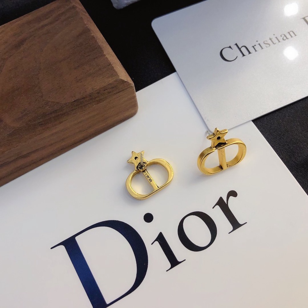 Khuyên Tai Tròn Khắc Chữ Dior Bằng Thép Titanium Thời Trang Cho Nữ