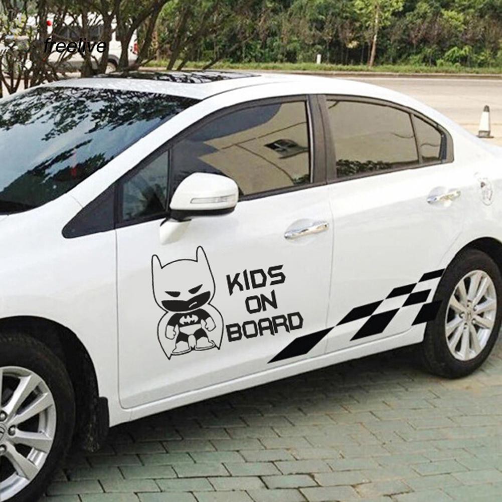 Sticker phản quang dán xe hơi hình Batman ngộ nghĩnh có chữ KIDS ON BOARD tiện dụng