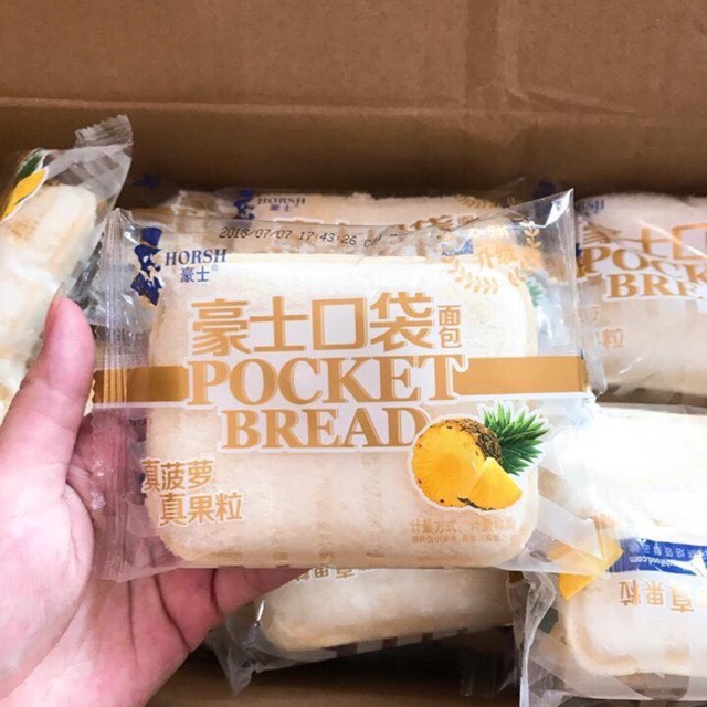 Bánh sandwich dứa