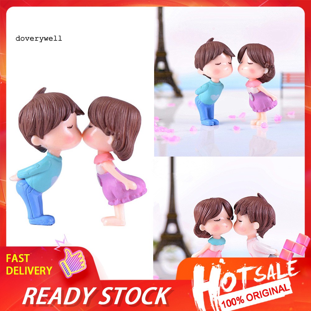 2 Mô hình bé trai và bé gái hôn nhau mini trang trí phong cảnh tiện dụng