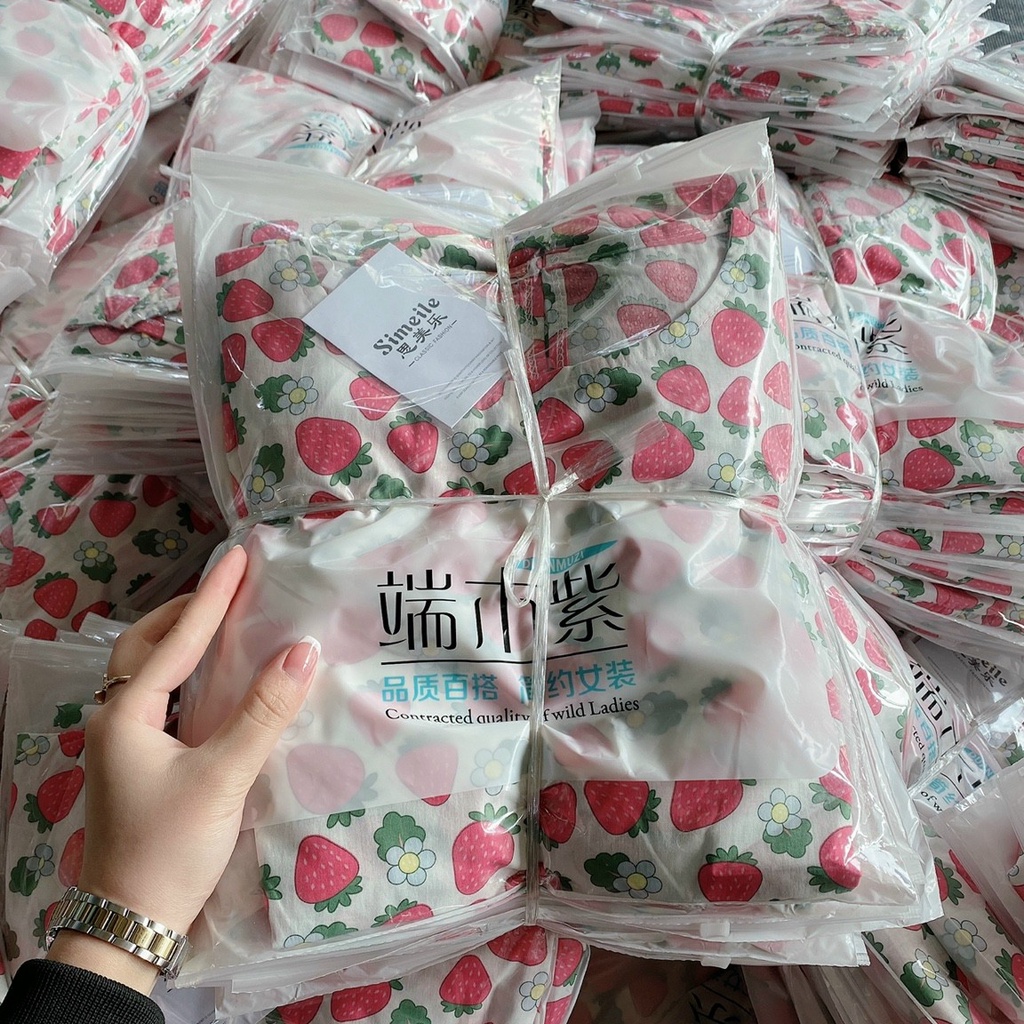 Mẫu mới .Đầm váy nữ đầm fom babydoll mẫu hình dâu tây siêu hót thích hợp cho các bạn nữ đi chơi du lịch