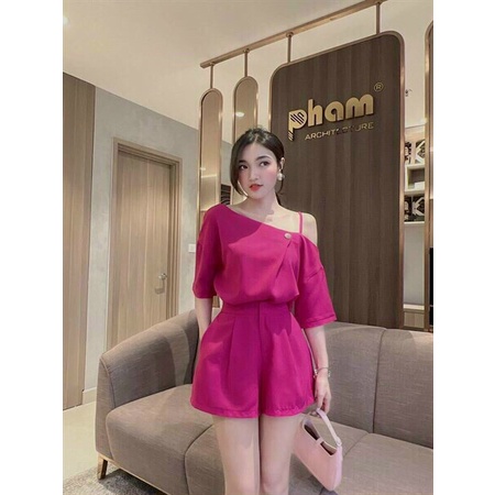 Set đồ nữ sang chảnh cá tính, đồ bộ nữ đi chơi với quần short lưng cao kèm áo kiểu nữ lệch vai phối dây cực đẹp