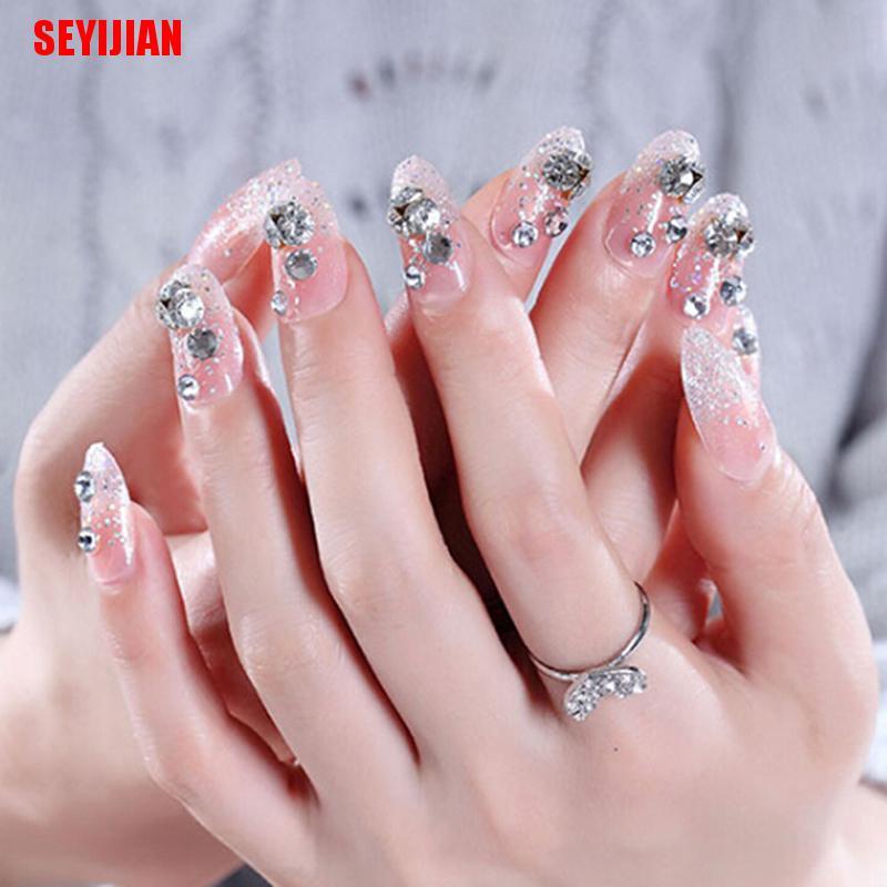 Set 24 Móng Tay Giả Đính Đá 3D Màu Hồng Trong Suốt Cho Cô Dâu