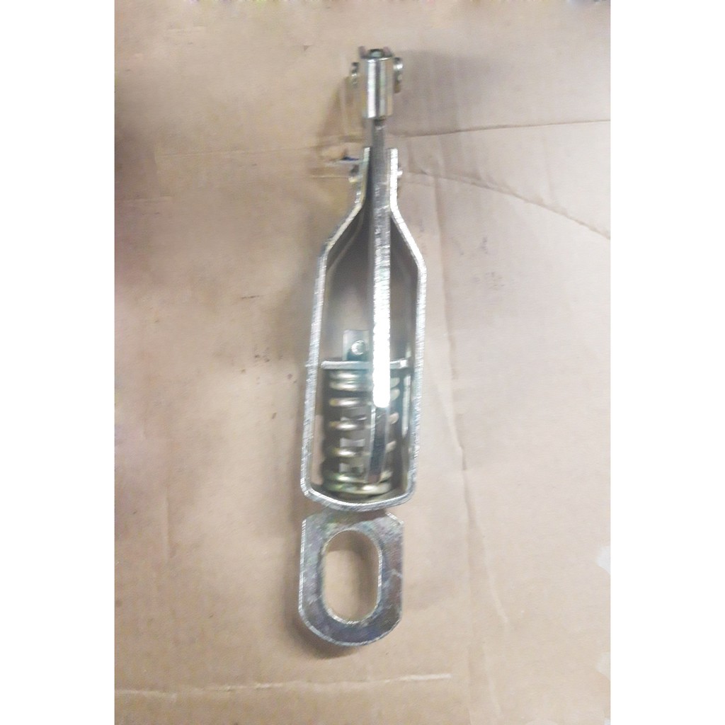 Khoá lò xo cửa thùng xe tải