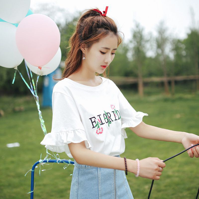 Áo kiểu tay loe hoạ tiết chữ thêu thời trang mùa hè thanh lịch cho phái nữ | BigBuy360 - bigbuy360.vn