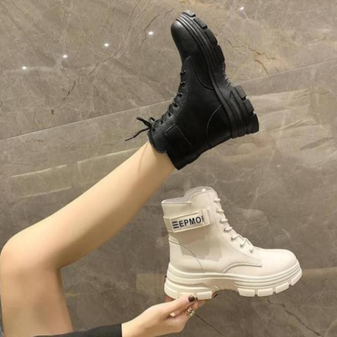Giày Boots, Giày Boot Nữ Lót Lông Bên Trong Phối Viền Chữ Kèm Dây Buộc Phong Cách Trẻ Trung Năng Động, Thời Trang Hàn