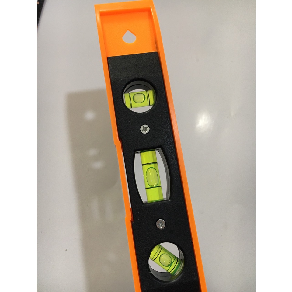 Thước thủy/Nivo có hít Century 20cm