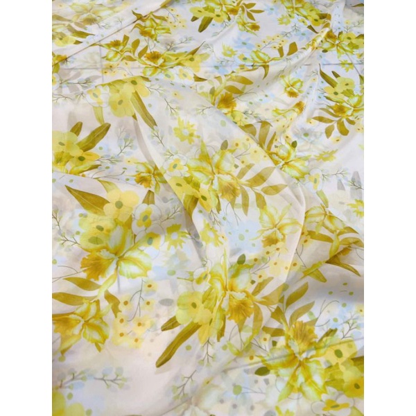 Vải tơ óng hoa vàng