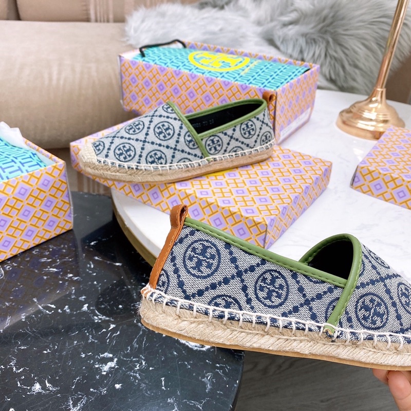 Giày Đế Cói hoa văn