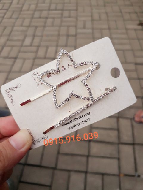Set 2 kẹp tóc hình ngôi sao đính đá nhân tạo