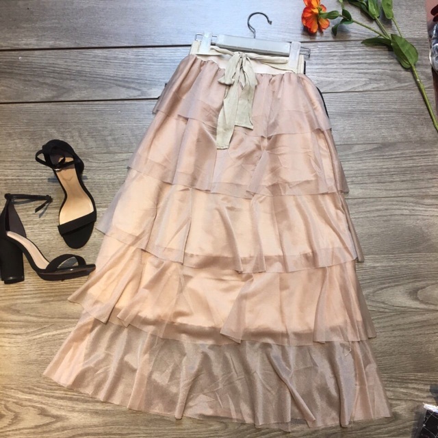 Chân váy tầng cao cấp | BigBuy360 - bigbuy360.vn