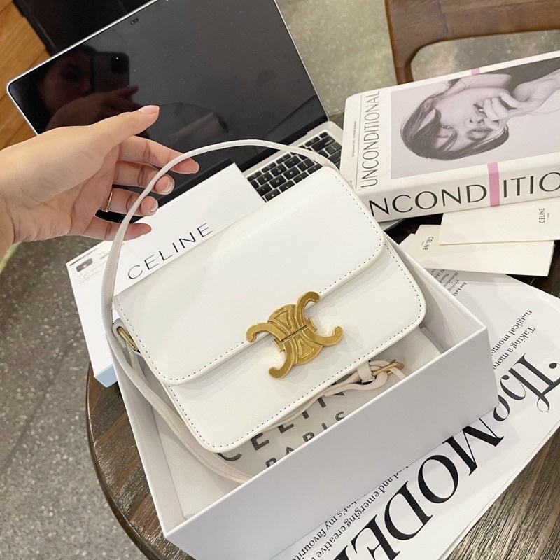 Túi khoá chữ C da trơn