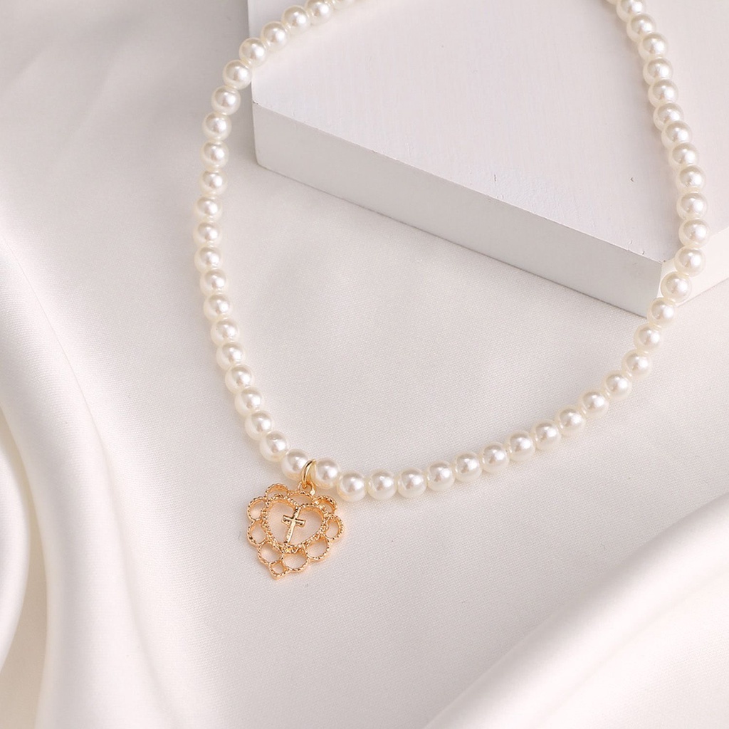 Vòng cổ choker dáng ngắn đính hạt ngọc trai nhân tạo hình trái tim dành cho nữ