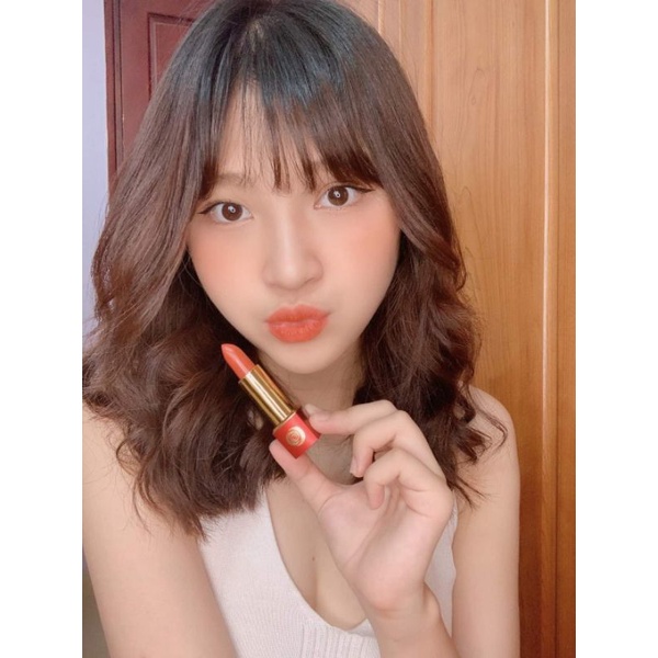 son lì dưỡng môi