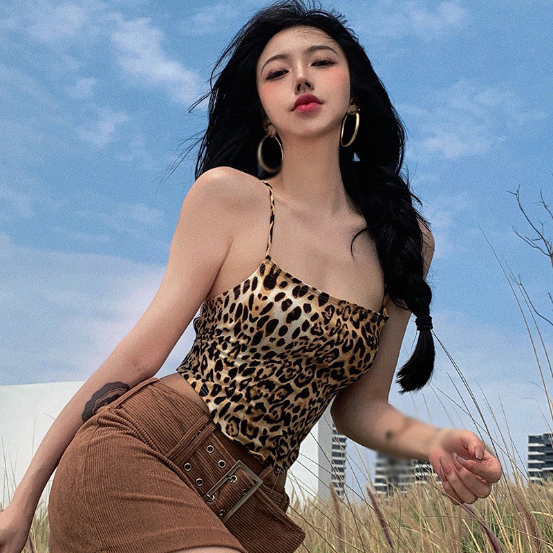 Áo Croptop Hoạ Tiết Da Báo Thiết Kế Hở Lưng Quyến Rũ