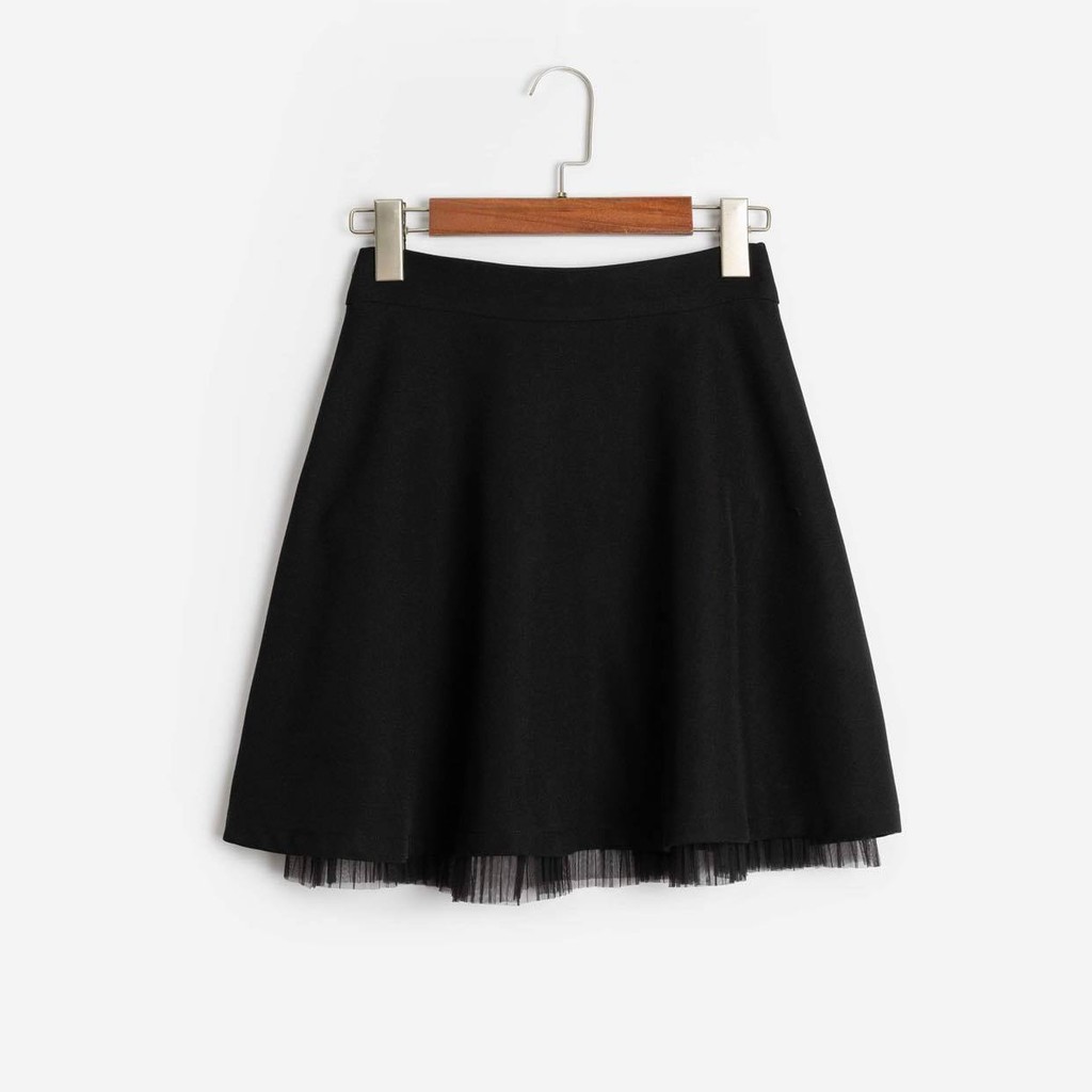 Chân váy nữ MADELEN màu đen phối lưới dáng xòe ngắn