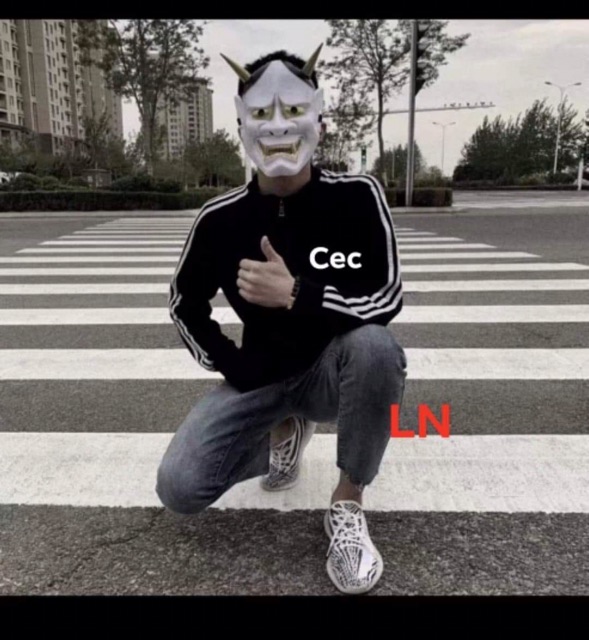 Áo nỉ khoá cổ trụ 3 sọc thể thao logo CEC