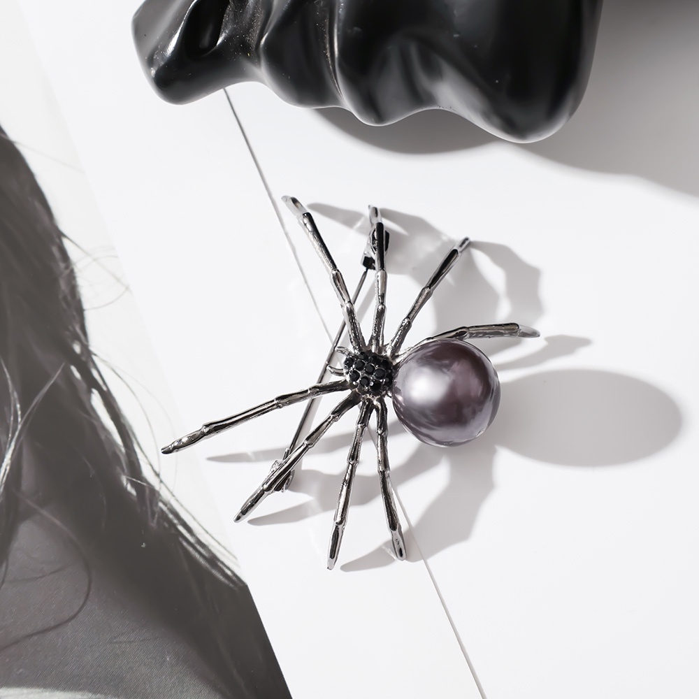 Ghim Cài Áo Kim Loại Hình Côn Trùng Đính Ngọc Trai Đen Thời Trang