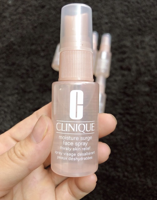 Xịt khoáng Clinique Moisture Surge 30ml