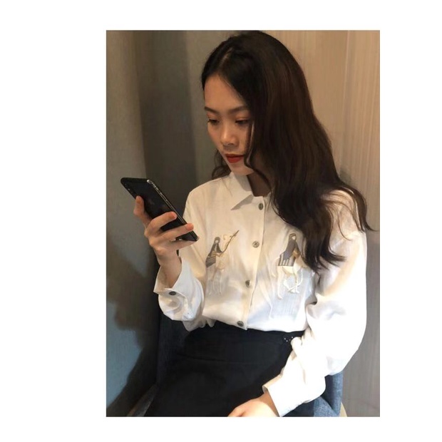 Áo Sơ Mi Tay Dài Sọc Ca Rô Phong Cách Hồng Kông Cá Tính Cho Nữ