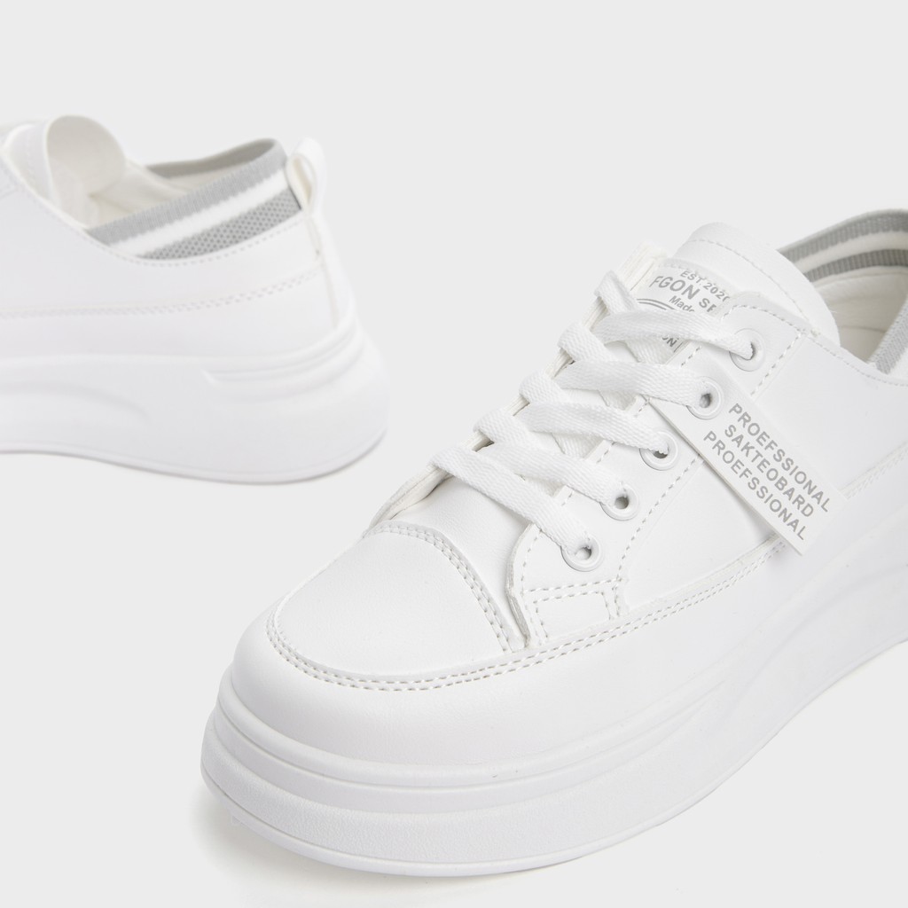 Giày Thể Thao Nữ Cổ Chun Nâng Đế 5P HAPAS - GSK563 | BigBuy360 - bigbuy360.vn