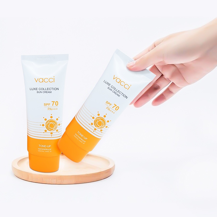 Kem chống nắng nâng tông da SPF 70 PA+++ Vacci Sun Cream