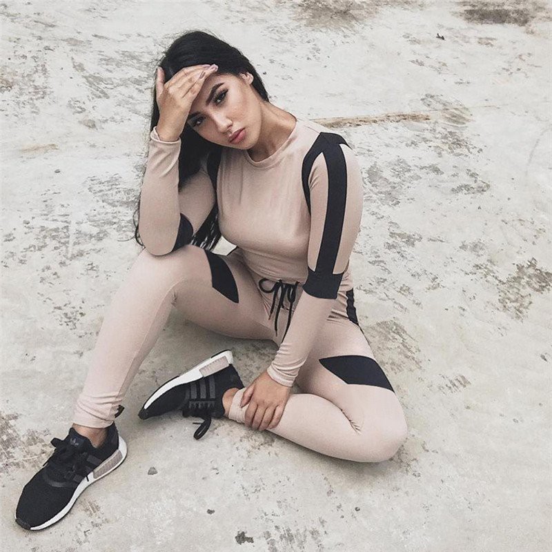 Bộ tập phối màu SIÊU LẠ MẮT, chất thun spandex co giãn, thấm hút mồ hôi, thoái mái khi vận động