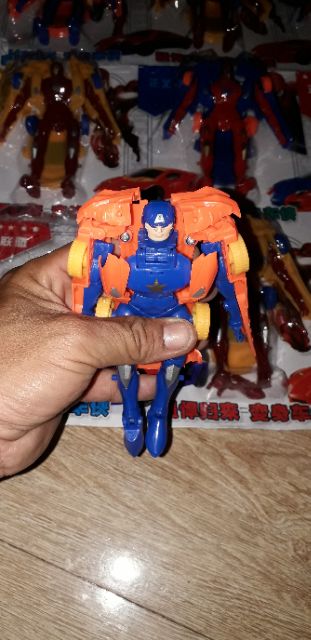 Lắp ráp siêu Anh hùng biến thành xe bằng nhựa rất đẹp