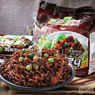 Mì Tương Đen Bắc Kinh Ottogi 135g (Mì trộn Hàn Quốc chuẩn vị Trung Hoa)