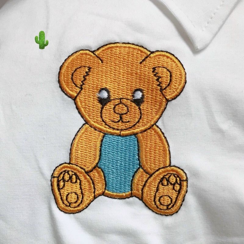 Đầm xuông cổ trụ thêu gấu