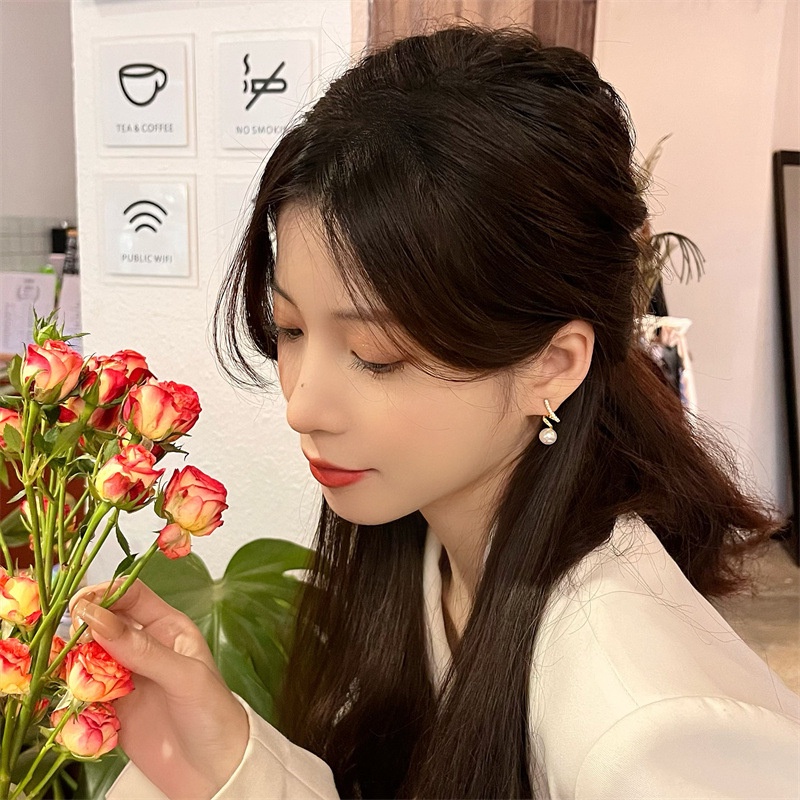 Bông Tai Ngọc Trai Xoắn Ốc Sang Trọng Cổ Điển Phong Cách Pháp