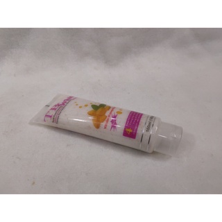 Sữa rửa mặt TBR White