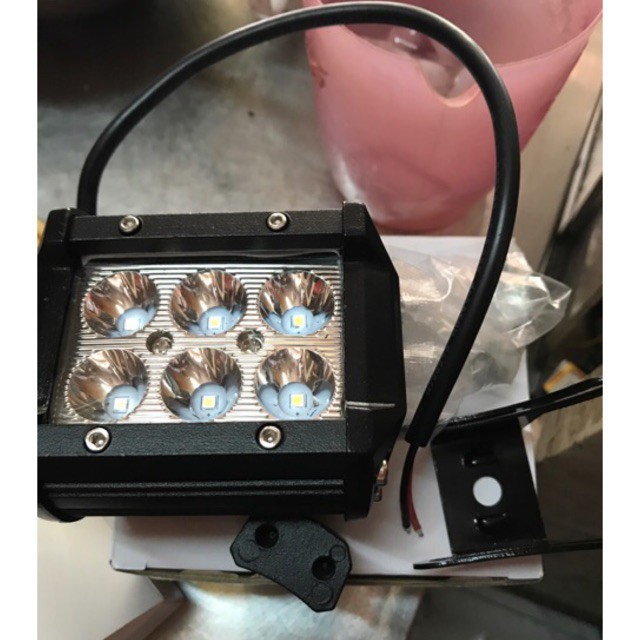 Đèn đi phượt xe máy xe tay gas 6 bóng siêu sáng chiếu chiếu cực xa độ gom mạnh | BigBuy360 - bigbuy360.vn