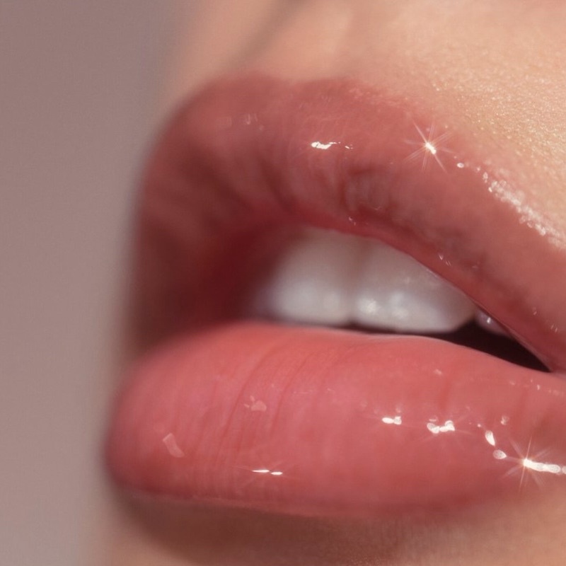 Glossier - Lip Gloss "Gold" + “Red” + “Holographic” | son bóng trong và có nhũ