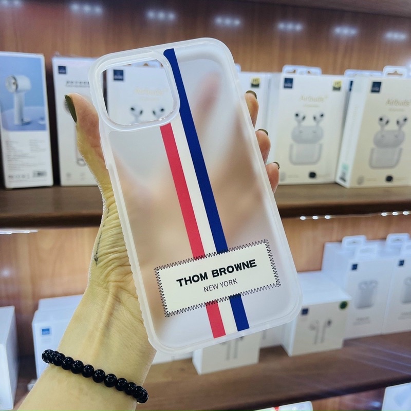 Ốp likgus nhám Thom Browne New York cho iPhone 13 Pro Max, 12 Pro Max chống Vân tay cao cấp