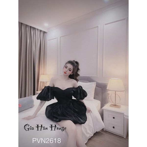 Đầm tớ óng duyên dáng