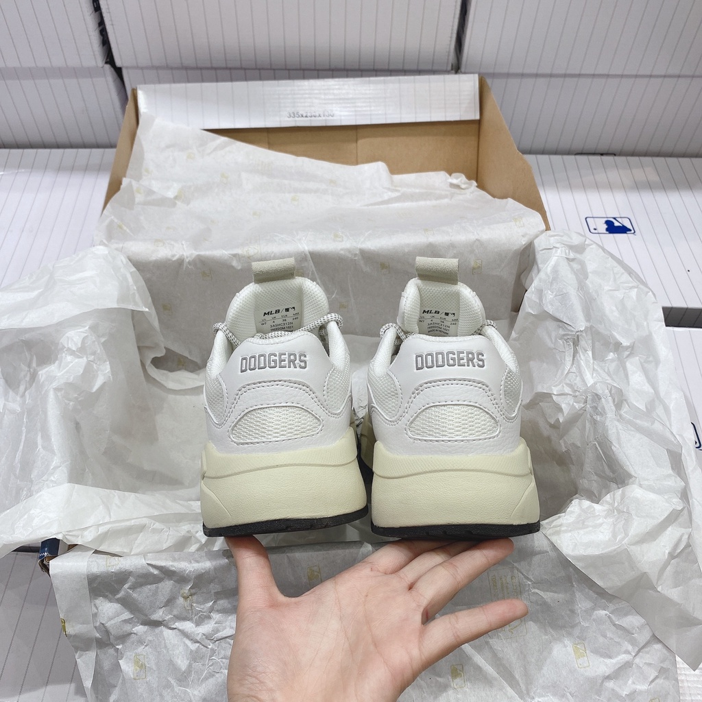 [CHÍNH HÃNG] Giày Sneaker MLB Chunky Lite - New York Đế Ngà màu White (9)