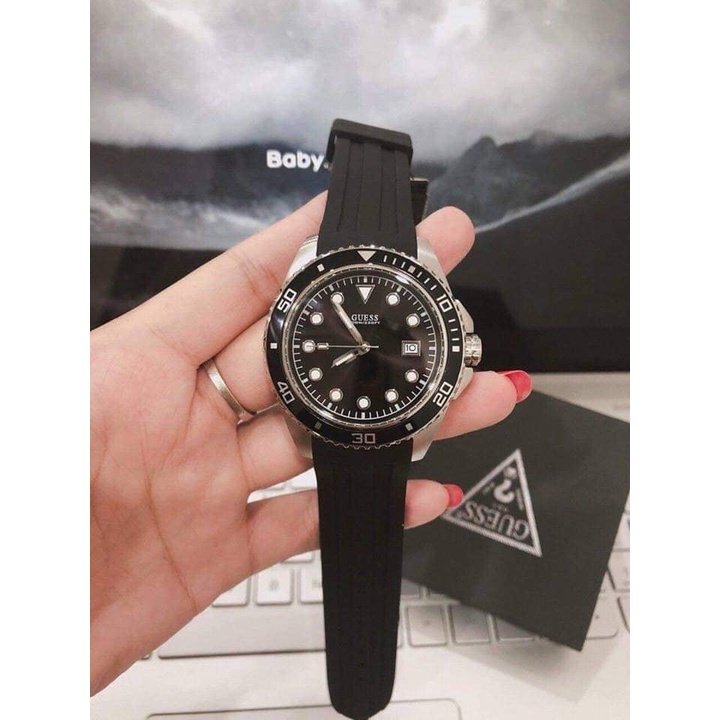 Đồng Hồ Nam Guess Watches Men's Silver W1109G1