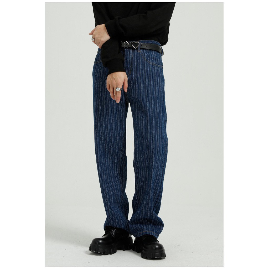 Quần Jean ống suông rộng họa tiết kẻ đường phố unisex streetwear vân chìm bandana xuông phối với sneaker | BigBuy360 - bigbuy360.vn