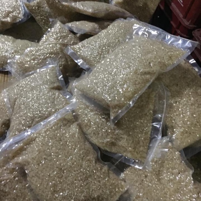 Khẩu hang hay còn gọi là cốm già - Tú Lệ