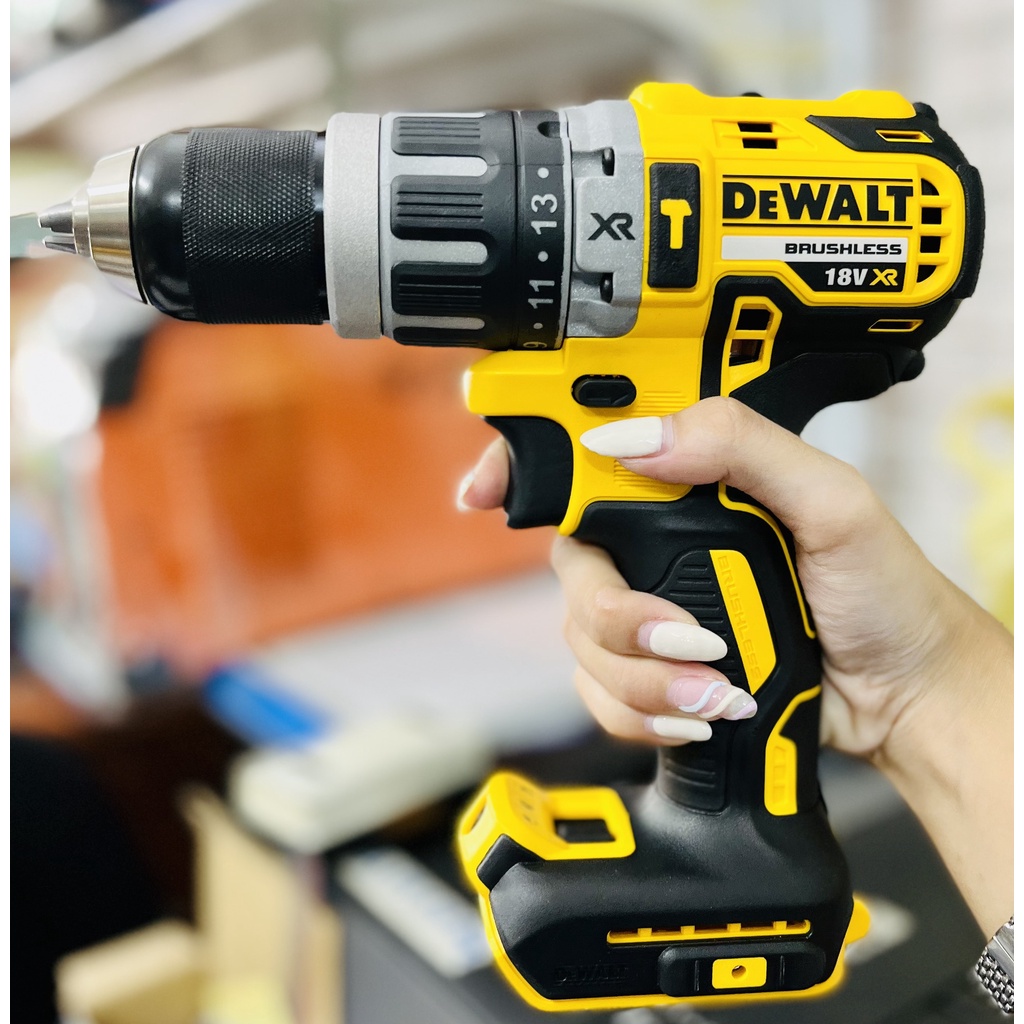 DEWALT CHÍNH HÃNG - Máy khoan pin DEWALT DCD796N-KR 18V 13mm