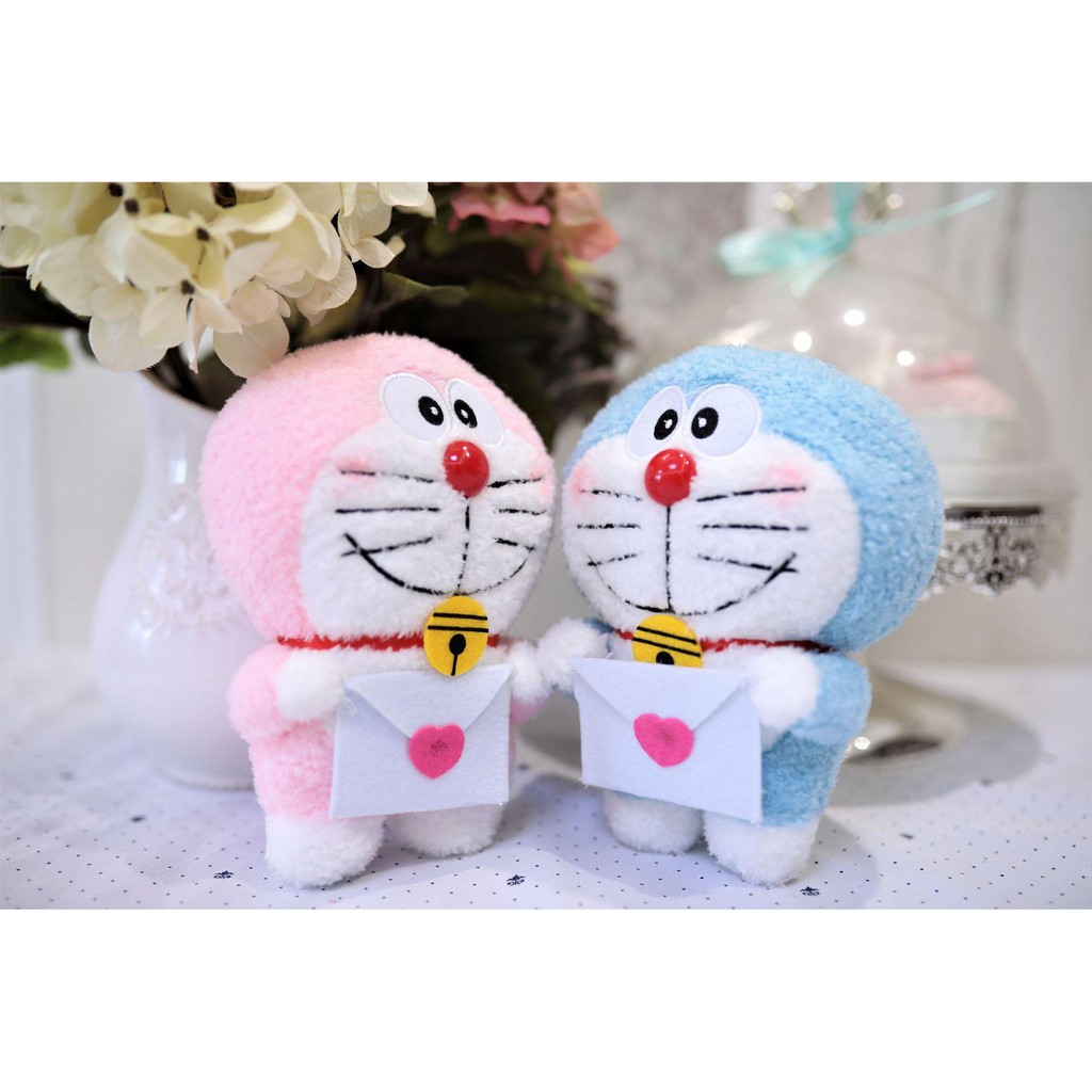 gấu bông doraemon lông xù ôm thư G2B96 20cm gấu bông dễ thương