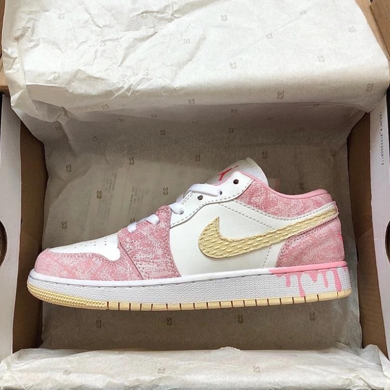 Giày Thể Thao Nữ Air Jordan 1 Low Hồng Kem Vảy Sơn cực hot cho Nữ Full Box 2021, JD1 Pink | BigBuy360 - bigbuy360.vn